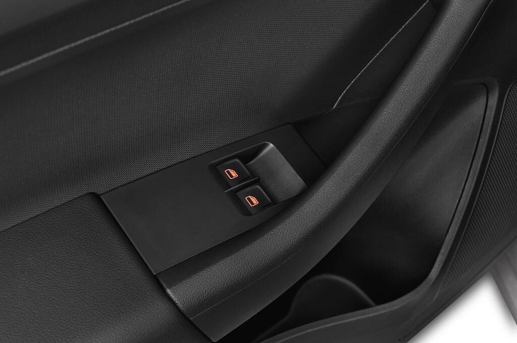 SEAT Toledo (Baujahr 2013) Reference 5 Türen Bedienungselemente Tür