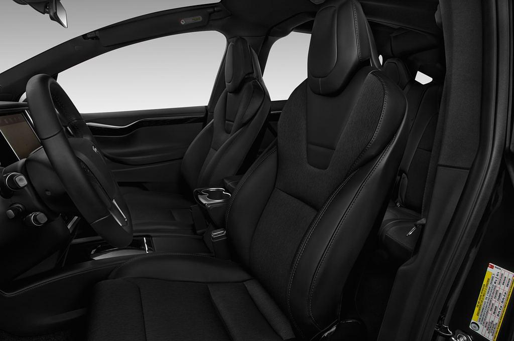 Tesla Model X (Baujahr 2017) 75D 5 Türen Vordersitze