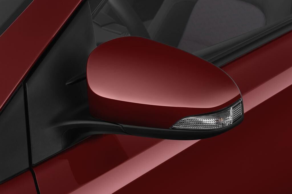 Toyota Auris (Baujahr 2013) Life 5 Türen Außenspiegel