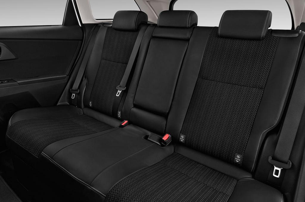 Toyota Auris Hybrid Touring Sports (Baujahr 2014) Executive 5 Türen Rücksitze