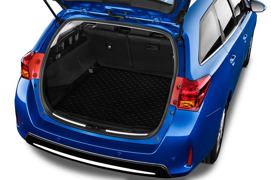 Toyota Auris Touring Sports (Baujahr 2013) Executive 5 Türen Kofferraum