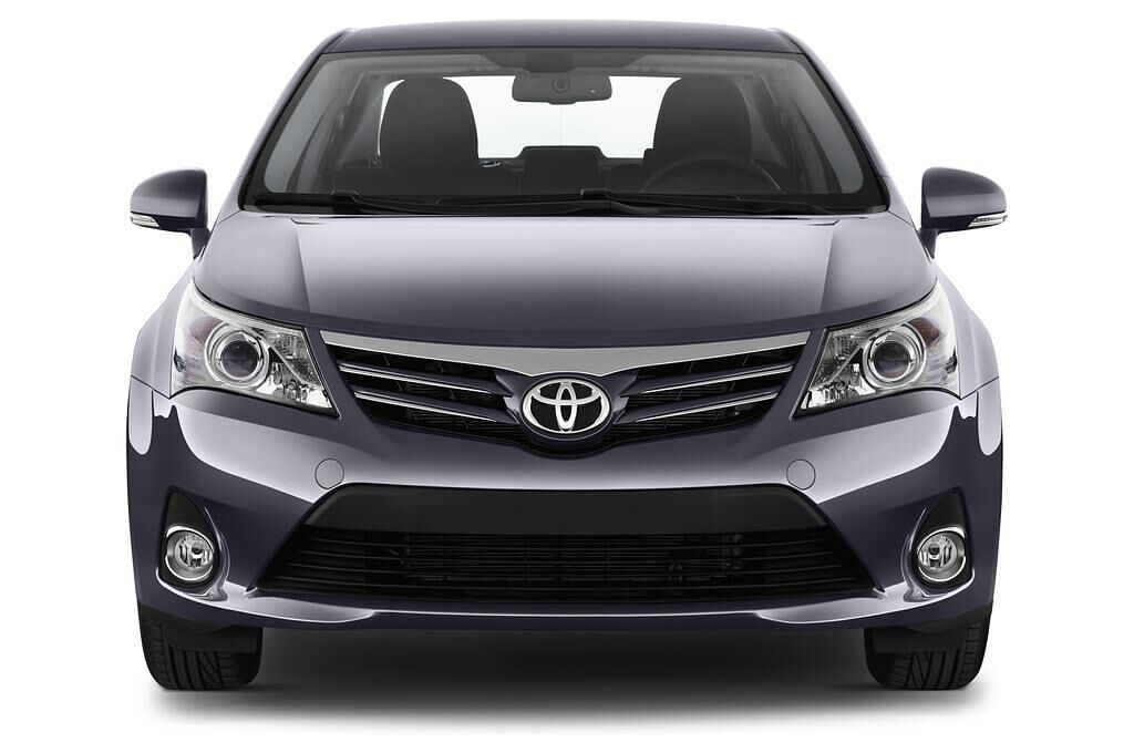 Toyota Avensis (Baujahr 2012) Life 4 Türen Frontansicht
