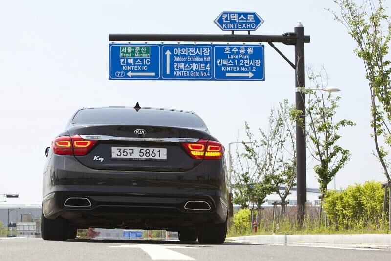Kia K9 in Korea
