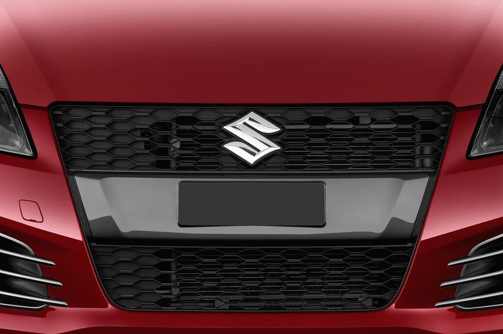 Suzuki Swift (Baujahr 2010) Sport 3 Türen Kühlergrill und Scheinwerfer