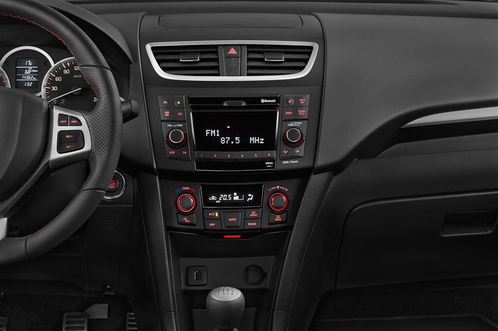 Suzuki Swift (Baujahr 2010) Sport 3 Türen Mittelkonsole