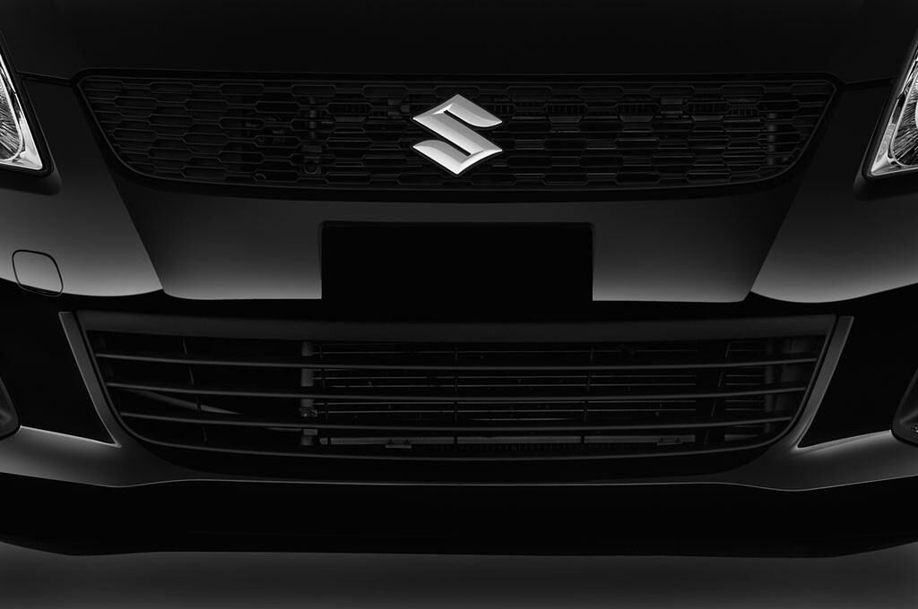 Suzuki Swift (Baujahr 2014) 1.2 Comfort 5 Türen Kühlergrill und Scheinwerfer