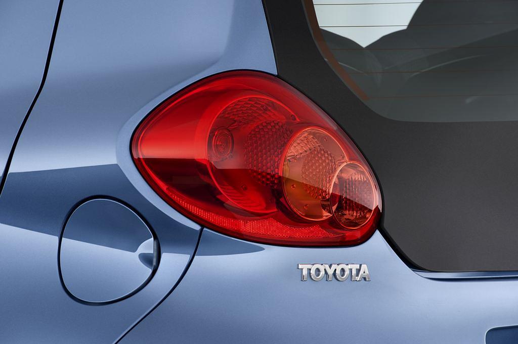 Toyota Aygo (Baujahr 2009) + 5 Türen Rücklicht