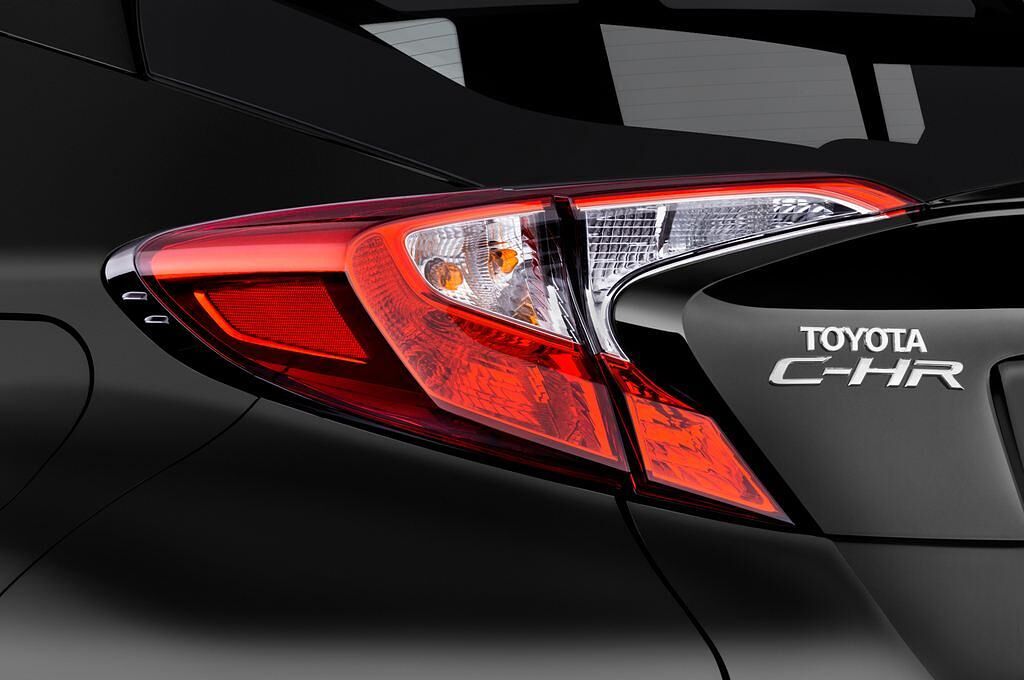 Toyota C-HR (Baujahr 2017) Lounge 5 Türen Rücklicht