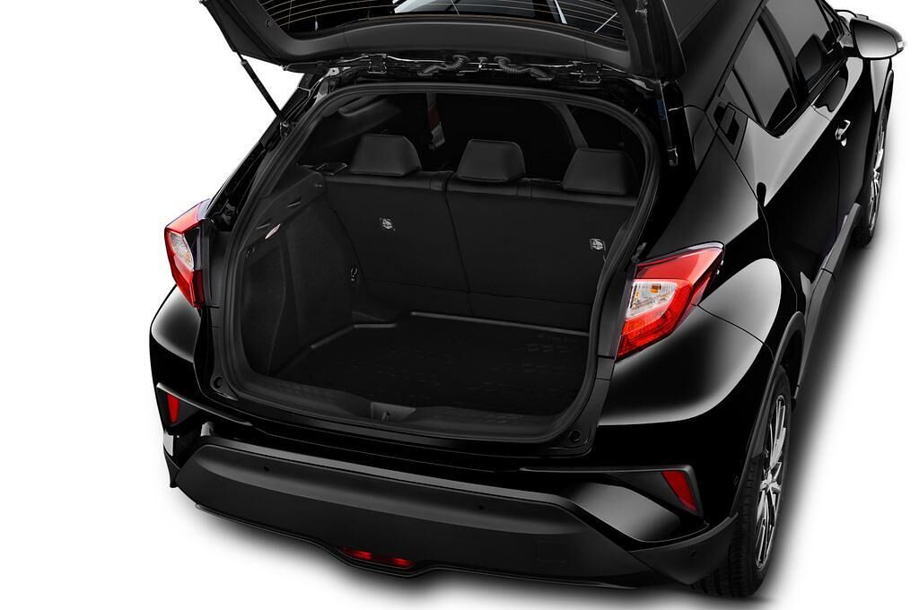 Toyota C-HR (Baujahr 2017) Lounge 5 Türen Kofferraum