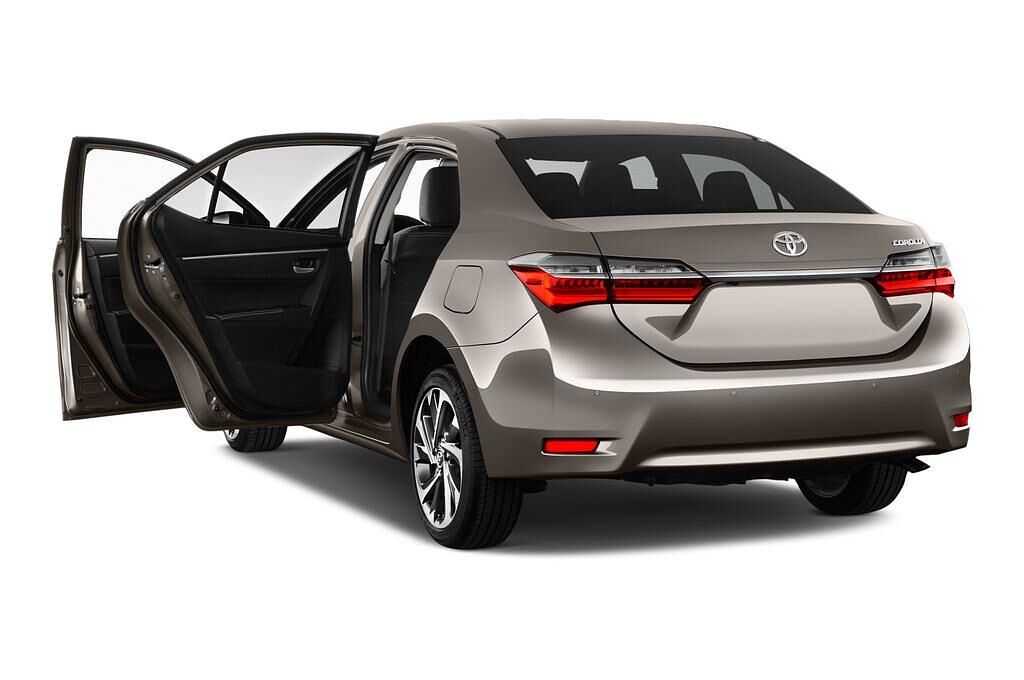 Toyota Corolla (Baujahr 2017) Comfort 4 Türen Tür geöffnet
