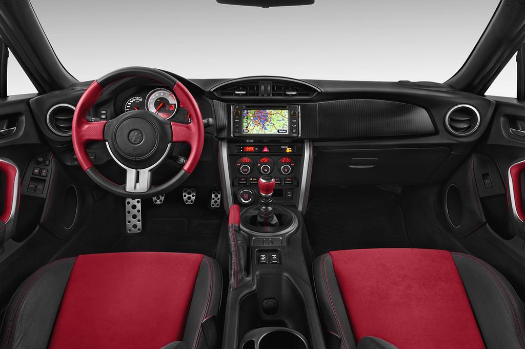 Toyota GT86 (Baujahr 2012) - 2 Türen Cockpit und Innenraum