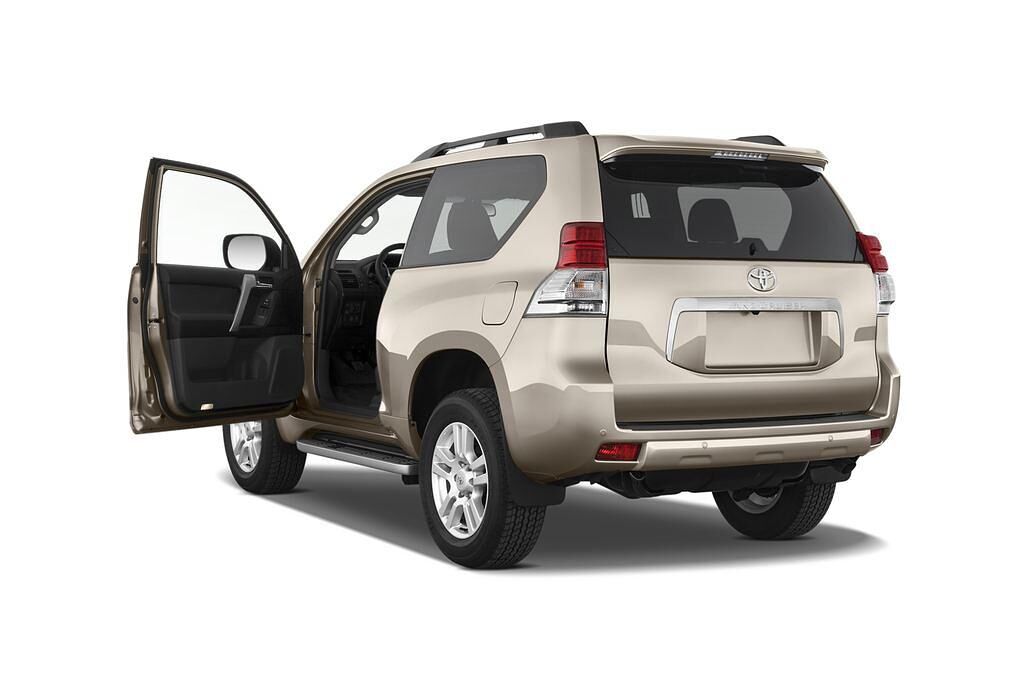 Toyota Landcruiser (Baujahr 2010) - 3 Türen Tür geöffnet
