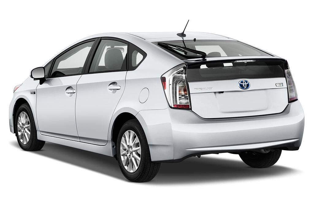 Toyota Prius Plug-In Hybrid (Baujahr 2012) Life 5 Türen seitlich hinten