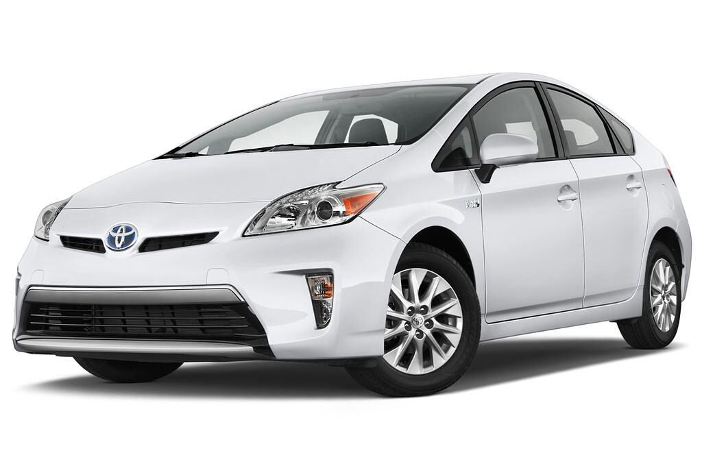 Toyota Prius Plug-In Hybrid (Baujahr 2012) Life 5 Türen seitlich vorne mit Felge
