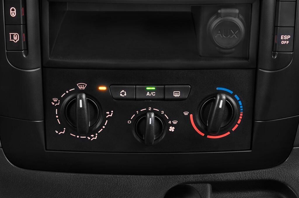 Toyota Proace (Baujahr 2015) Comfort 5 Türen Temperatur und Klimaanlage