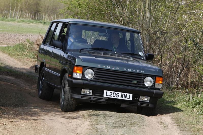 Die Bodenfreiheit des Range Rover 3.9 Vogue beträgt 19 Zentimeter
