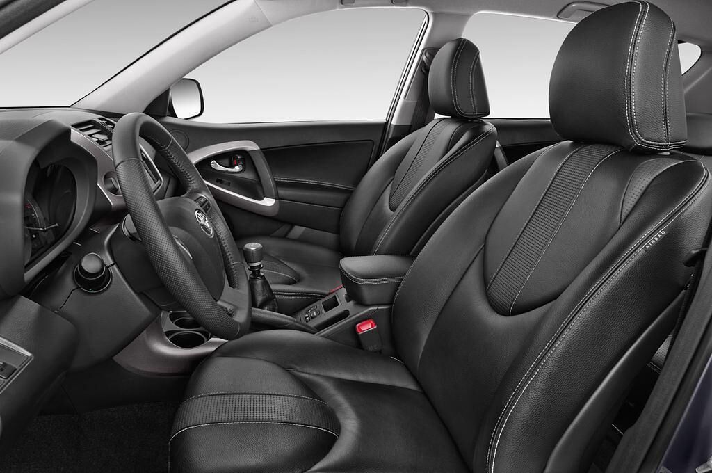 Toyota RAV4 (Baujahr 2012) Life 5 Türen Vordersitze
