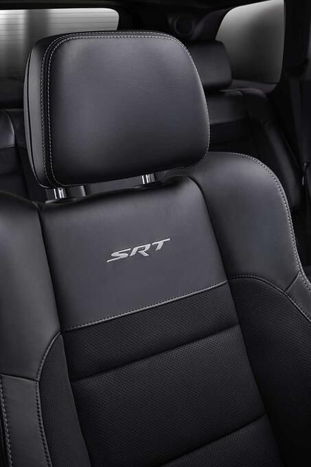 Jeep Grand Cherokee SRT
