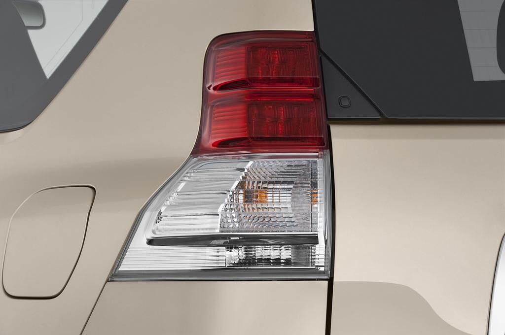 Toyota Landcruiser (Baujahr 2010) - 3 Türen Rücklicht