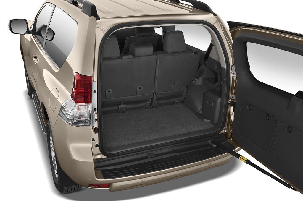 Toyota Landcruiser (Baujahr 2010) - 3 Türen Kofferraum