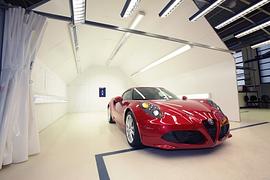 Produktion des Alfa Romeo 4C - Handgemachter Marken-Definierer