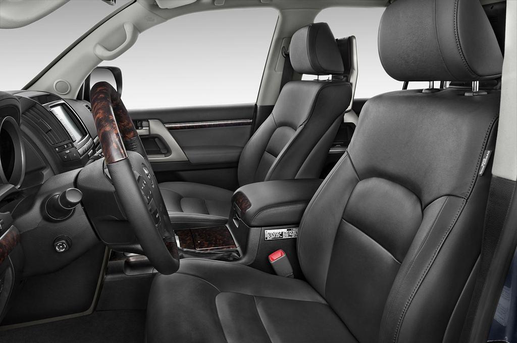 Toyota Landcruiser V8 (Baujahr 2009) Executive 5 Türen Vordersitze