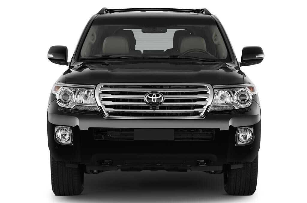 Toyota Landcruiser V8 (Baujahr 2012) - 5 Türen Frontansicht