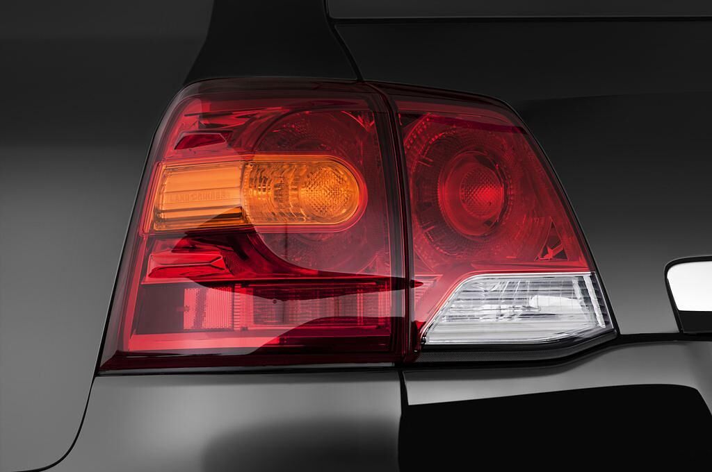 Toyota Landcruiser V8 (Baujahr 2012) - 5 Türen Rücklicht