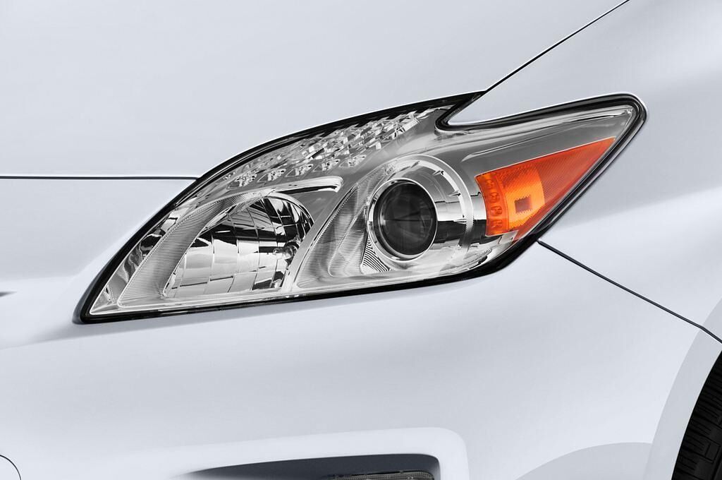 Toyota Prius (Baujahr 2011) - 5 Türen Scheinwerfer