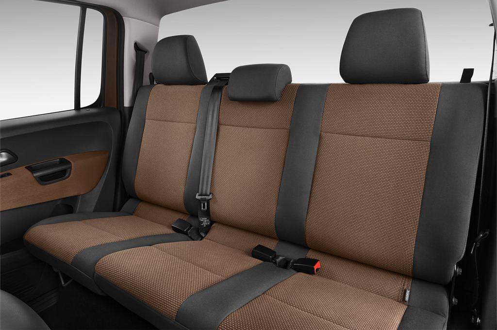 Volkswagen Amarok (Baujahr 2012) Trendline 4 Türen Rücksitze