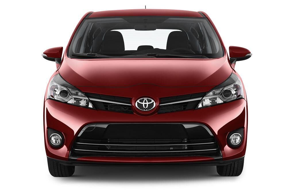 Toyota Verso (Baujahr 2012) Travel 5 Türen Frontansicht