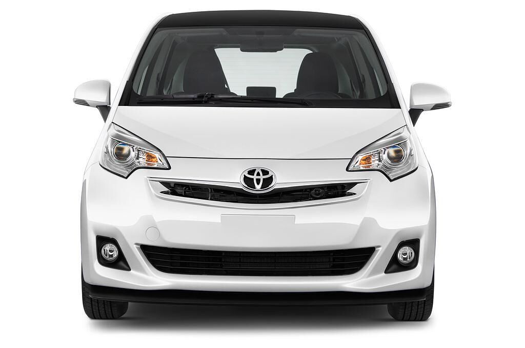Toyota Verso-S (Baujahr 2014) 1,33-L-Dual-Vvt Club 5 Türen Frontansicht