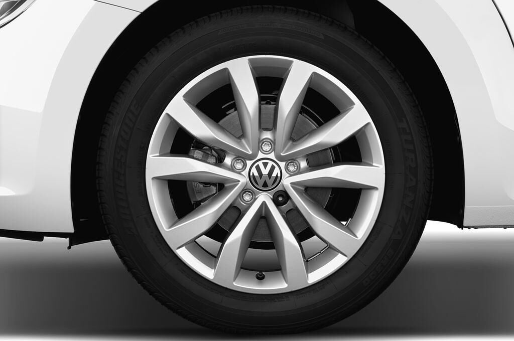 Volkswagen Beetle (Baujahr 2013) Design 3 Türen Reifen und Felge