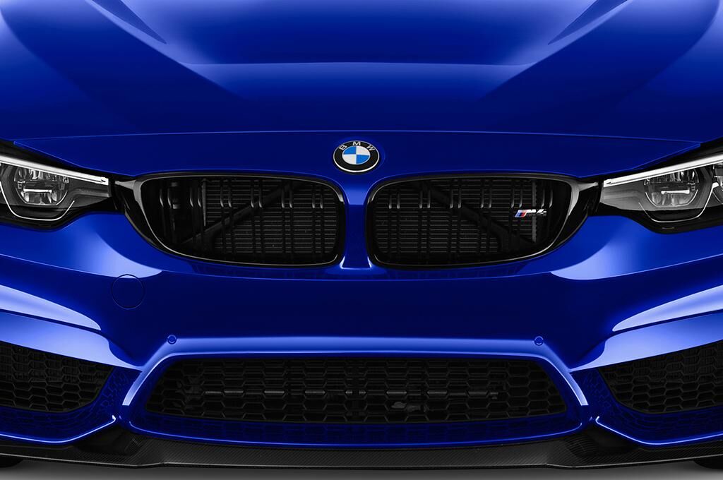 BMW M4 (Baujahr 2018) M4 CS 2 Türen Kühlergrill und Scheinwerfer
