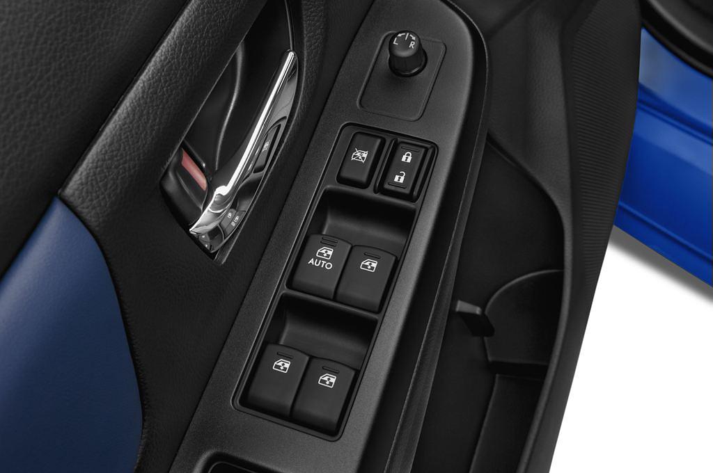 Subaru WRX STI (Baujahr 2015) Active 4 Türen Bedienungselemente Tür
