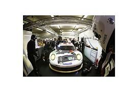 Erstes Qualifying in Le Mans für Porsche 911 RSR