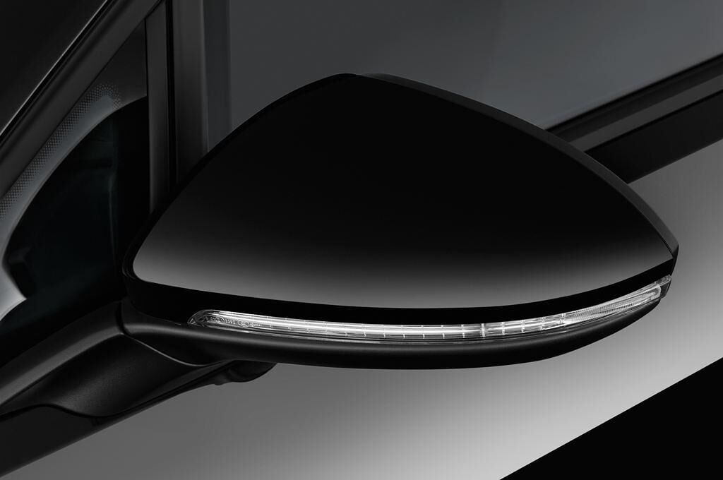 Volkswagen Golf (Baujahr 2015) E-Golf 5 Türen Außenspiegel