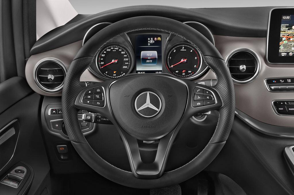 Mercedes V-Class (Baujahr 2014) Avantgarde 5 Türen Lenkrad