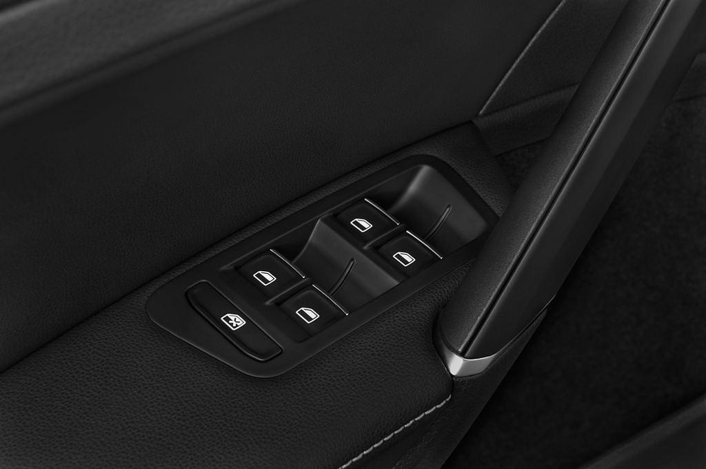 Volkswagen Golf (Baujahr 2015) GTD 5 Türen Bedienungselemente Tür