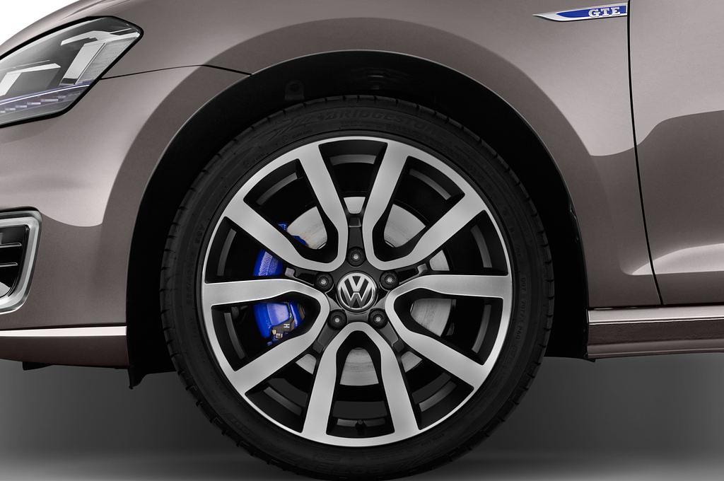 Volkswagen Golf (Baujahr 2015) GTE 5 Türen Reifen und Felge