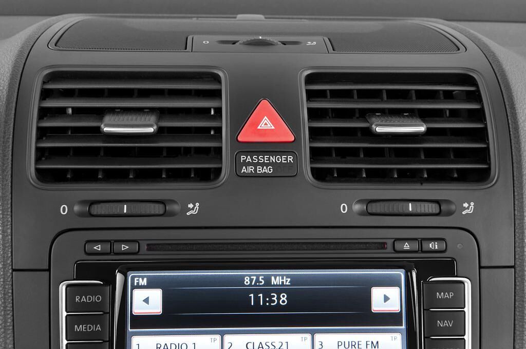 Volkswagen Golf (Baujahr 2010) - 5 Türen Lüftung