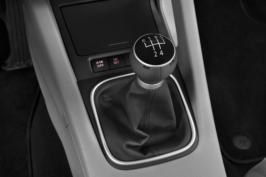 Volkswagen Golf (Baujahr 2010) - 5 Türen Schalthebel