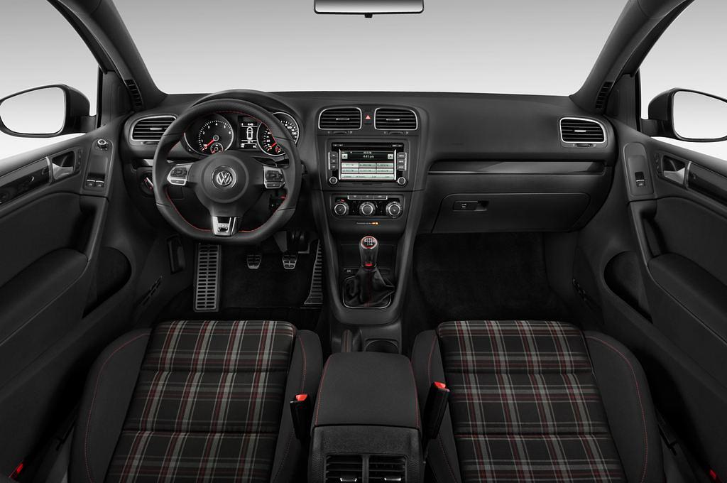 Volkswagen Golf (Baujahr 2010) GTI 3 Türen Cockpit und Innenraum