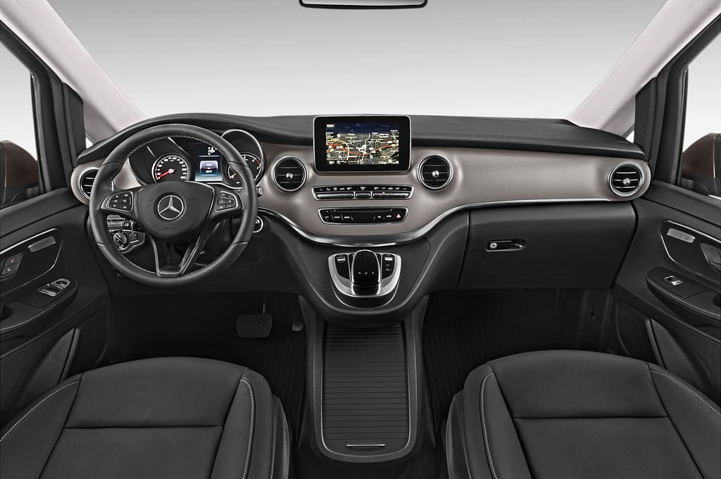 Mercedes V-Class (Baujahr 2014) Avantgarde 5 Türen Cockpit und Innenraum