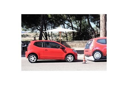 VW  UP! - City-Notbremsfunktion erhöht die Sicherheit und verringert Reparaturkosten 