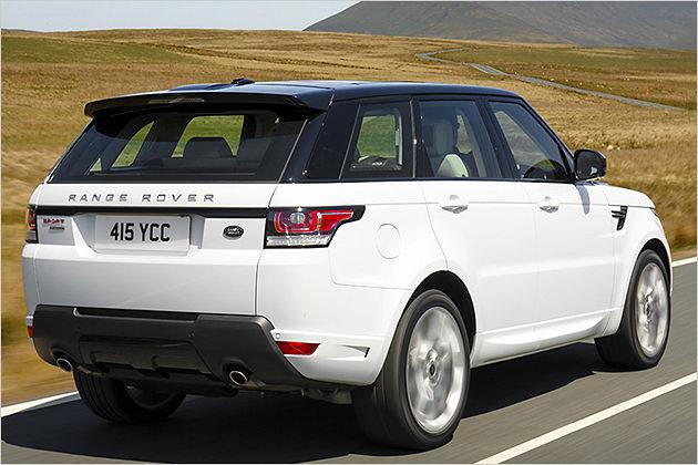 Abgesehen vom Schriftzug verraten die kleinen Rückleuchten den Range Rover Sport