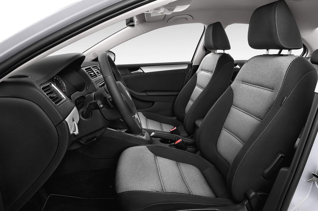 Volkswagen Jetta Hybrid (Baujahr 2014) Hybrid 4 Türen Vordersitze