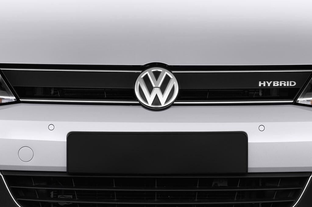 Volkswagen Jetta Hybrid (Baujahr 2014) Hybrid 4 Türen Kühlergrill und Scheinwerfer