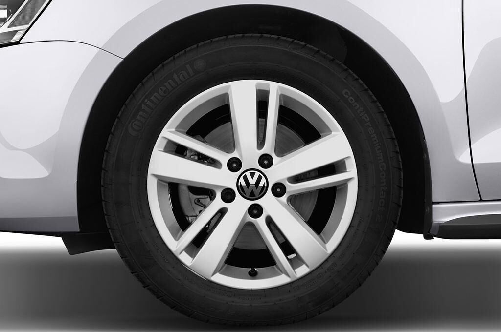 Volkswagen Jetta Hybrid (Baujahr 2014) Hybrid 4 Türen Reifen und Felge