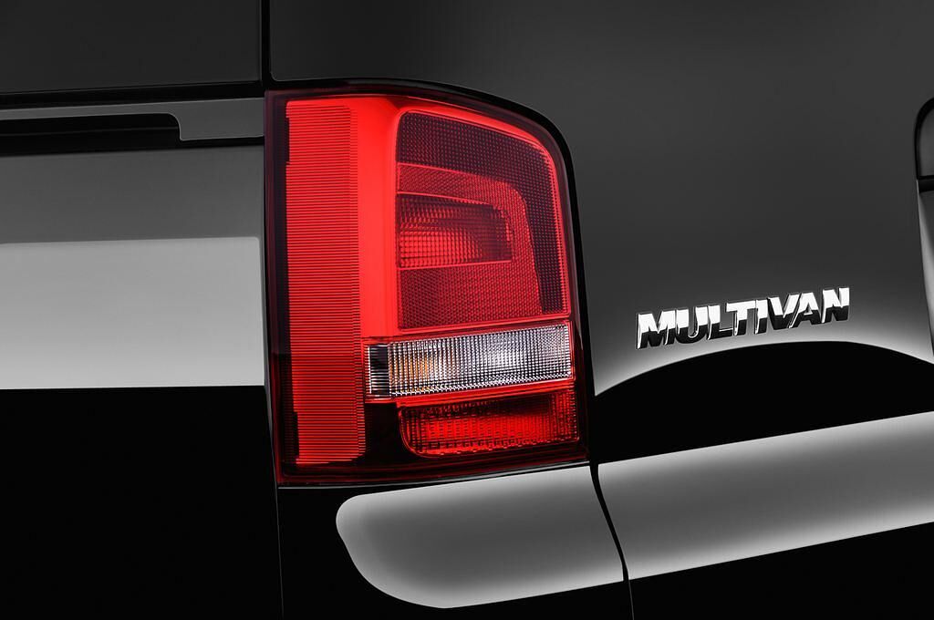 Volkswagen Multivan (Baujahr 2015) Comfortline 4WD AT 5 Türen Rücklicht